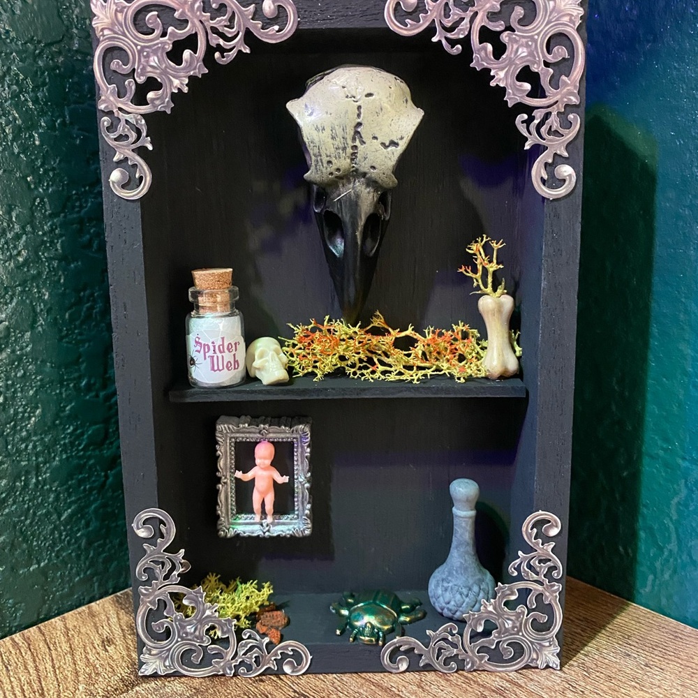 Spooky Shadow Box